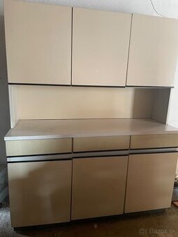 Predám retro kuchynskú linku