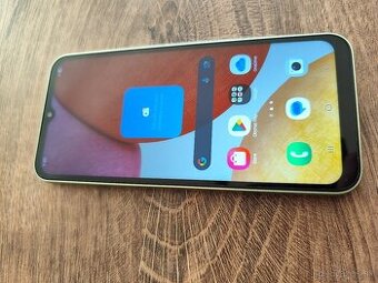 Samsung Galaxy A14 4GB/64GB + tri puzdrá