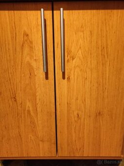 Rohový Tv stolík, pevný od stolára, akcia 15€