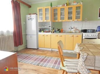 PRENÁJOM - Trojizbový byt v rodinnom dome, Lovča