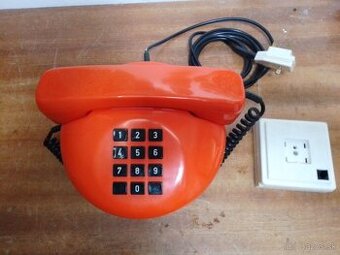 Retro telefón