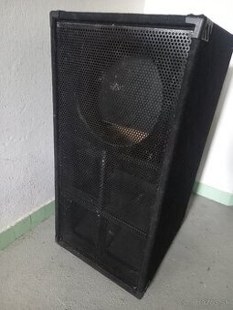 Predám prázdny box / bass-subwoofer/.