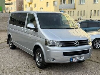 Volkswagen Caravelle 2.0 TDI - 4x4 - 8 miestny