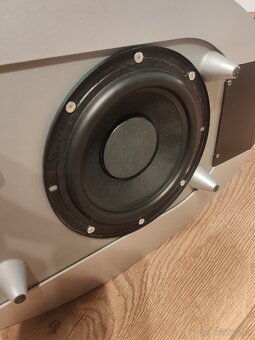 Aktívny subwoofer