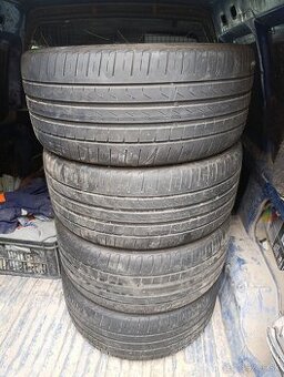 Pirelli Cinturato P7 245/40 R18