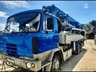 Betonpumpa M32 na podvozku Tatra 815