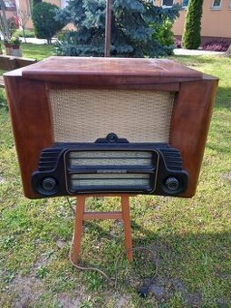 Retro rádio-nefukčný