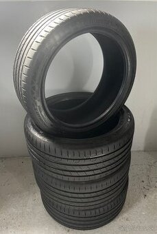 225/40 R18 Continental Letne top stav