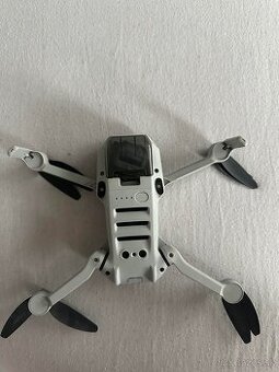 Dron DJI mini 2 se