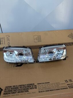 Predne led svetla pre VW Bora chromove