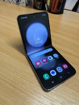 Samsung Galaxy Z Flip5 – čierny, 256 GB