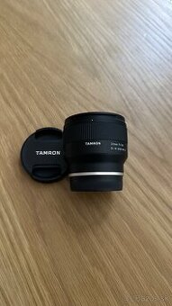 Tamron 24mm f / 2.8 Di III OSD M1:2 Sony E-mount