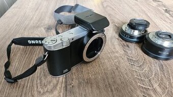 Samsung NX3000 (Telo a blesk)