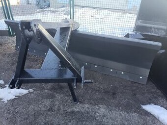 Radlica na sneh, snežný pluh