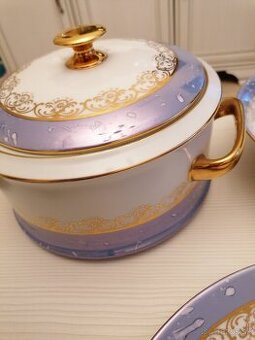 Predám porcelánovú obedovu súpravu