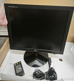 LG Flatron L1960TR 19"