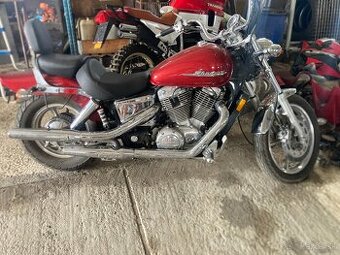 Honda Shadow 1100 Díly