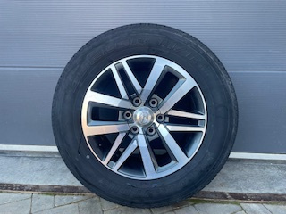 Predám originálne disky 18" TOYOTA HILUX ,LAND CRUISER