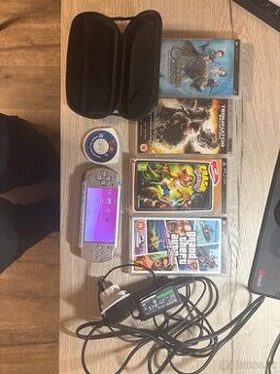 Sony PSP + 5 hier, púzdro a nabíjačka