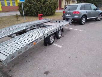 Volkswagen Touareg ——-plus autoprepravnik