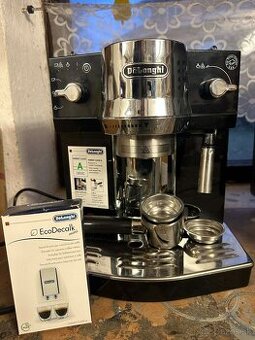 Delonghi EC820B Kávovar