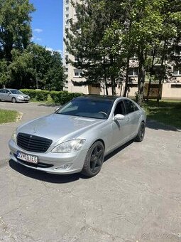 Mercedes-Benz S-Class (W221), 2007, 173 kW (235 k)