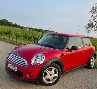 Mini One 1.6 16V 55KW/75 koní R.V.02/2013