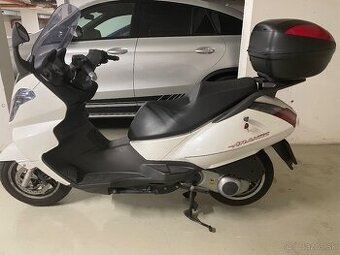 Aprilia Atlantic 300