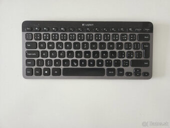 Podsvietená klávesnica Logitech K810 - CZ verzia