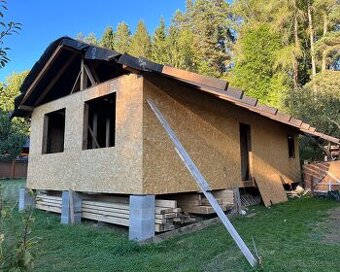 Predám rozostavaný drevodom – stĺpiková konštrukcia - 1