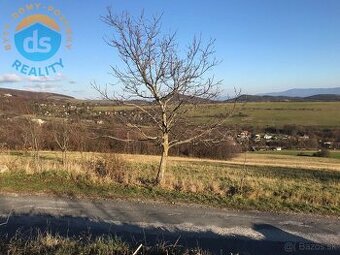 Pre milovníkov života v súlade s prírodou na predaj pozemok 