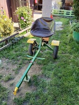 Vlečka za malotraktor