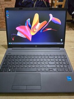 Hp 250 G9 v super stave s intel core i3 12 generacie 8gb ram