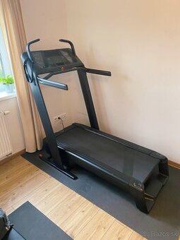 Bežecký pás DOMYOS až 20% sklon a 18km/h rýchlosť