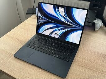 MacBook Air 13” M2, 16 GB RAM, (rýchle jednanie 679€)