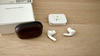 Apple AirPods Pro 2022 + Nomad Leather Case Brown