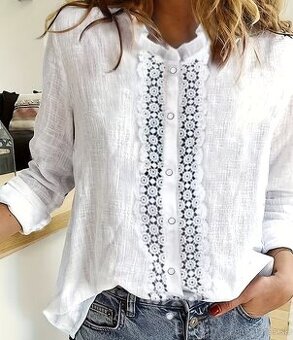 Vyšívana blúzka S