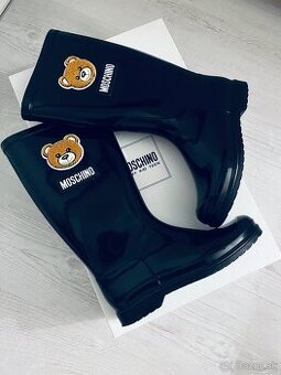Moschino gumáky 36