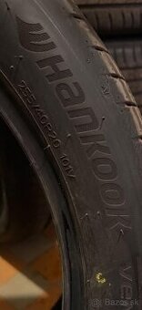 Letne pneu 255/40R20