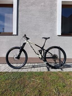 Celoodpružený horský bicykel CTM Scroll 29" Xpert