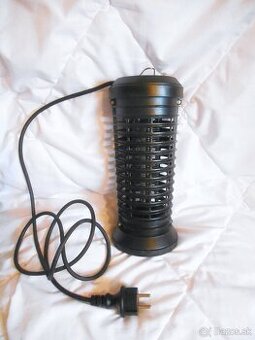 Elektrická pasca na komáre, lapač hmyzu