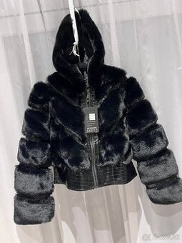 Luxusná zimná bunda s kožušinou – NOVÁ