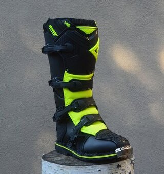 Čižmy topánky SHOT čierne žlté fluo