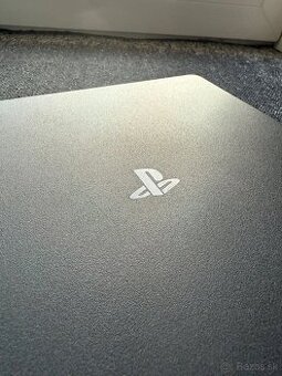 PS4 Slim 1TB