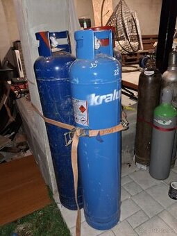 33kg plné propán butánové flaše