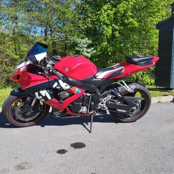 Suzuki gsxr600rr k7