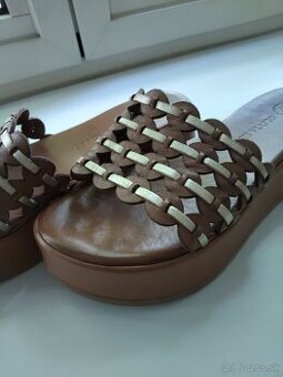 šľapky OLIVIA SHOES- veľ.38
