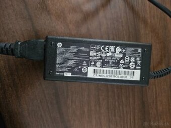 Nabíjačka na notebook lenovo