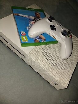 Xbox one s 356Gb (vymenim za JBL)