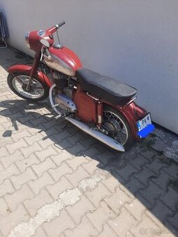 Jawa 250/559